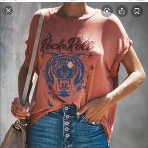 Vici graphic tee shirt